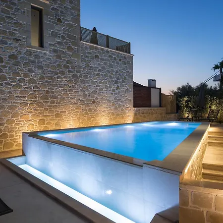 Luxury Argalios Villa *